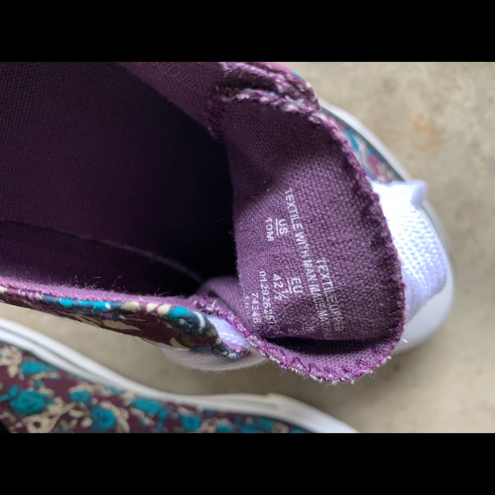 Sneaker for girl